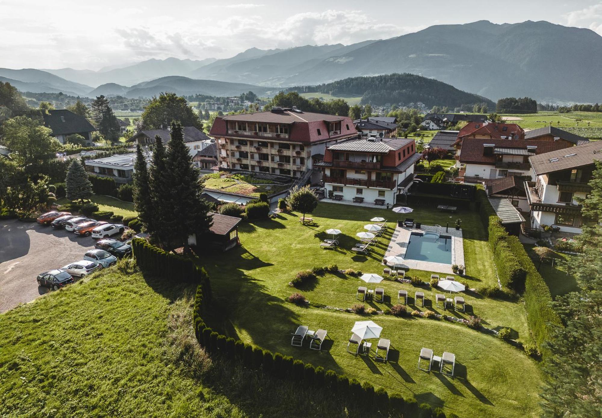 Hotel Reischach ブルーニコ エクステリア 写真