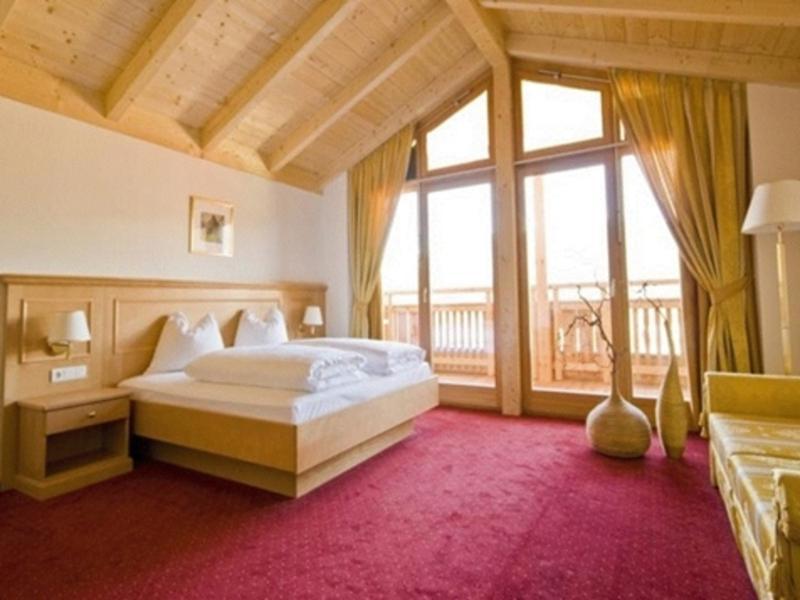 Hotel Reischach ブルーニコ エクステリア 写真