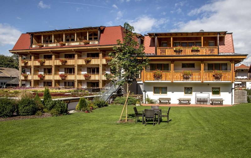 Hotel Reischach ブルーニコ エクステリア 写真