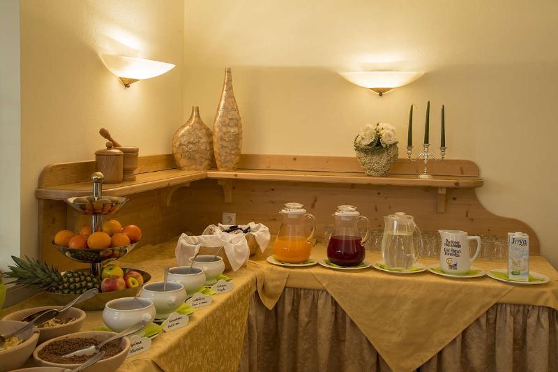 Hotel Reischach ブルーニコ エクステリア 写真