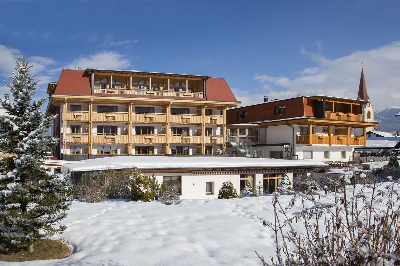 Hotel Reischach ブルーニコ エクステリア 写真